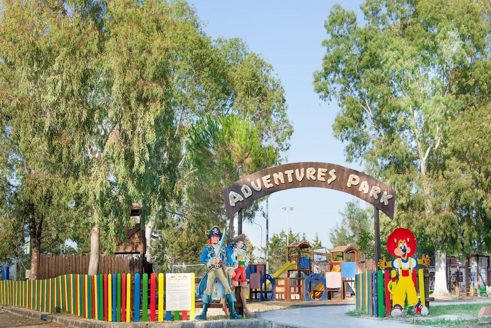 Готель Centro Turistico Akiris Нова-Сірі-Маріна Екстер'єр фото